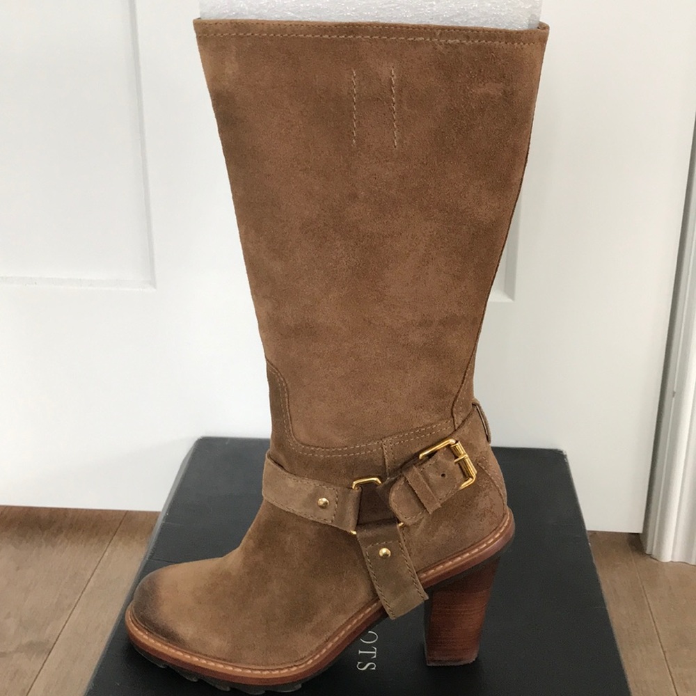 Ladies Tan Suede Tall Boots